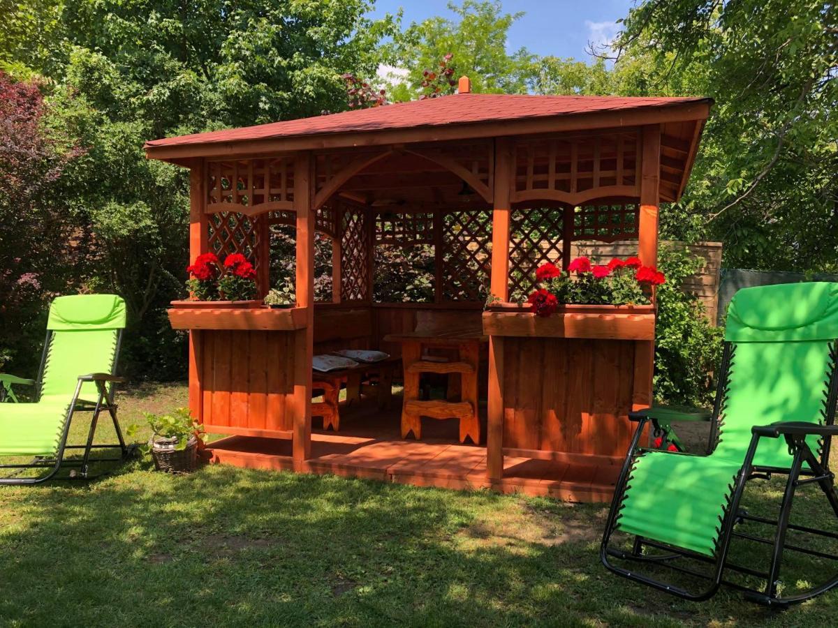 玩具屋度假屋 Bodajk 外观 照片